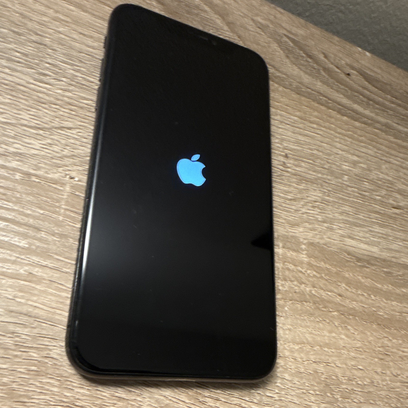 Apple iPhone X 256GB Black Unlocked iOS 12MP Bluetooth Wi-Fi Smartphone
