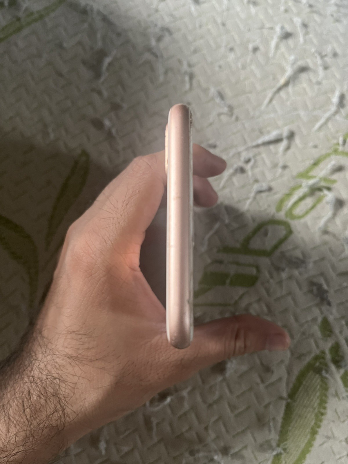 Apple iPhone 8 Plus Gold 12 MP Camera Bluetooth Wi-Fi / For Parts