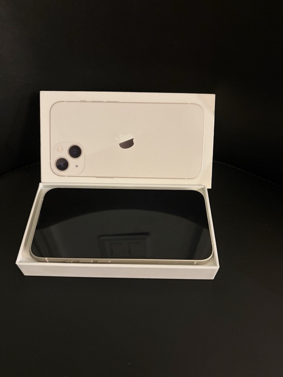 Apple iPhone White Bar Lightning Built-In Front Camera with Box & Accessories