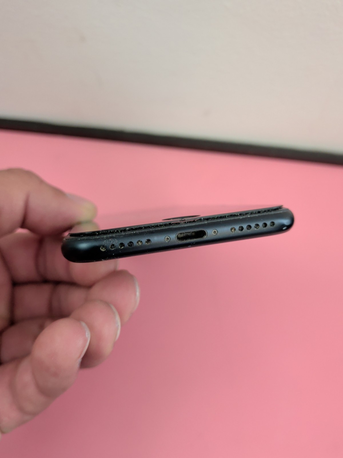 Apple iPhone SE 3rd Gen 2022 – Xfinity, Midnight, 128 GB, A2595 – SCREEN CRACKS