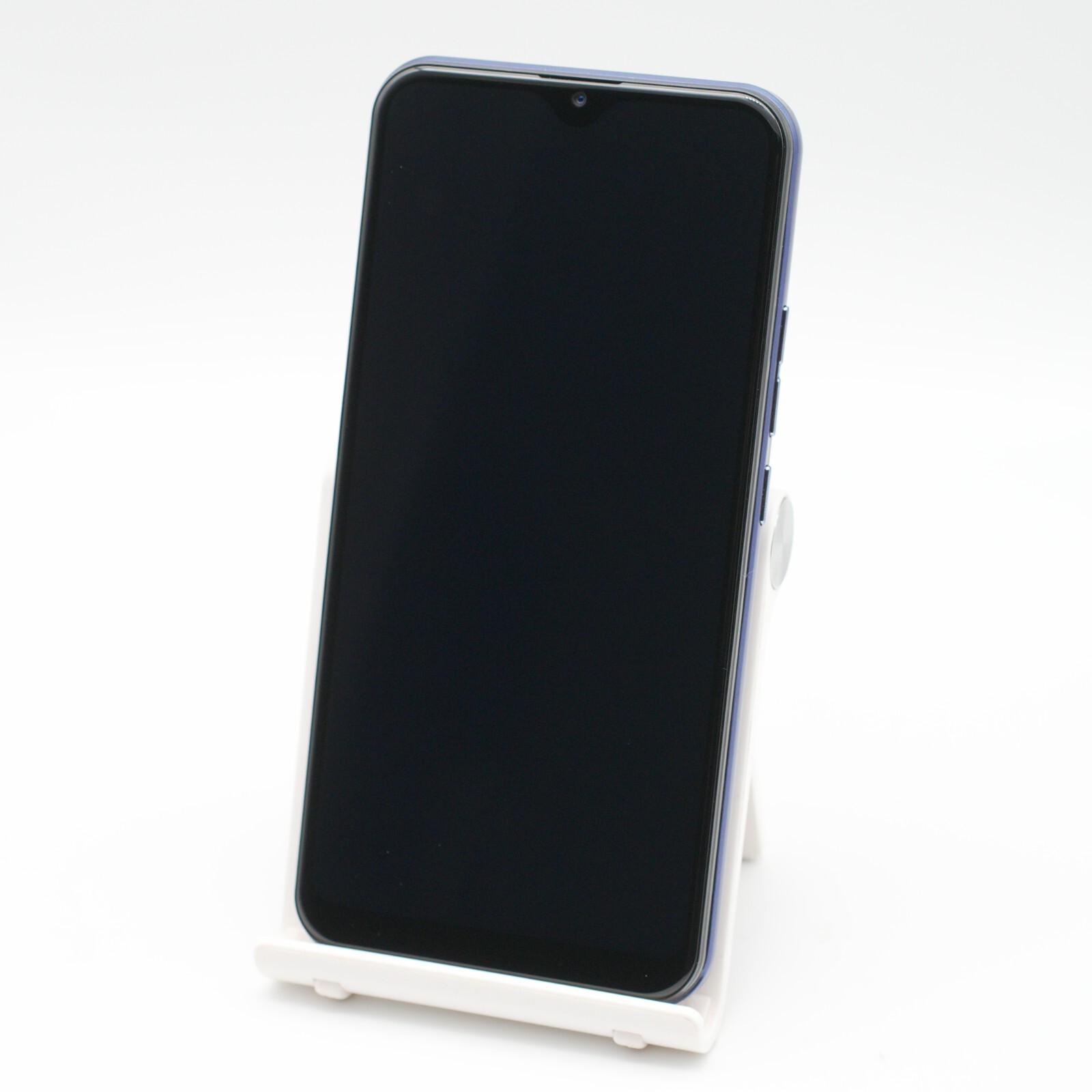 MaxWest Astro 63R 32GB (Unlocked) – NO POWER