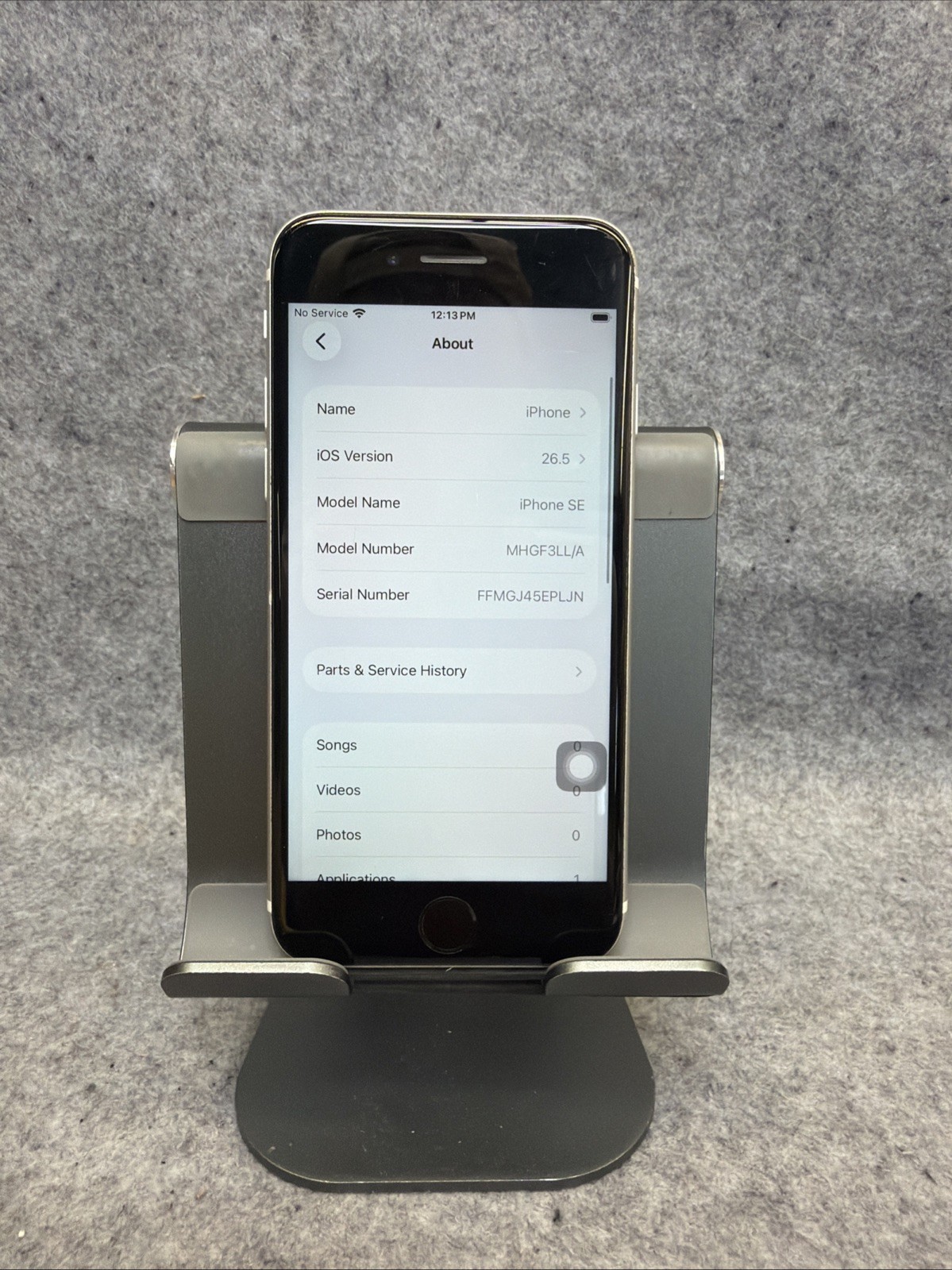 Apple iPhone SE 2020 (2rd Generation) White 64GB Unlocked See Description