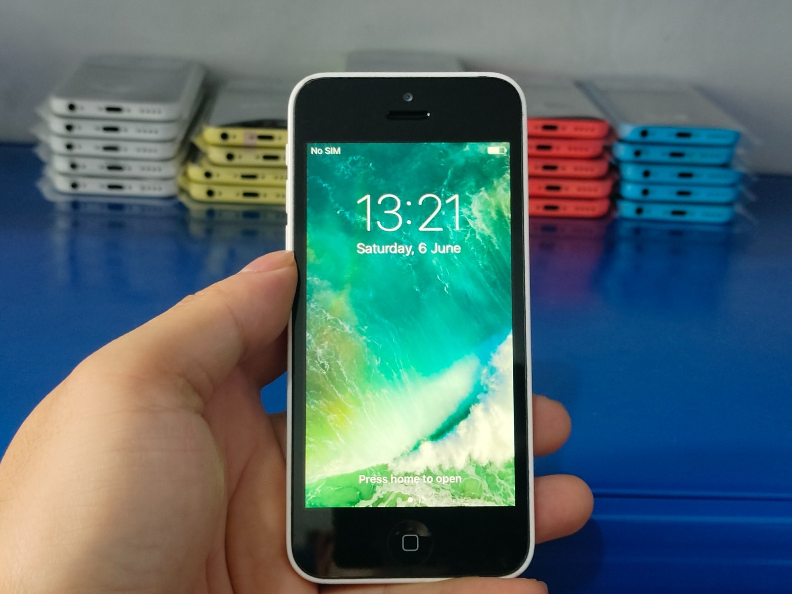GOOD WORKING Apple iPhone 5c 8/16/32GB Factory UNlocked All Color
