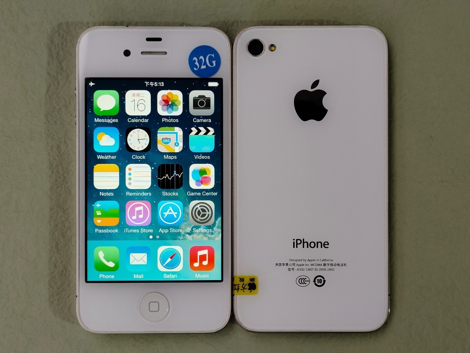 Good Working Apple iPhone 4/4s White/Black 8/16/32GB UNLOCKED classic SALE US