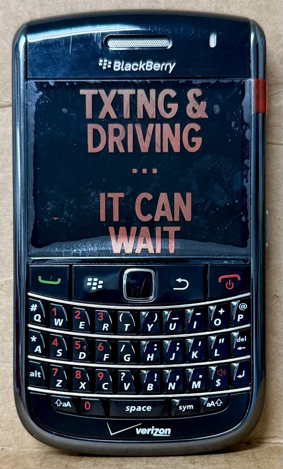 BlackBerry Bold 9650 – 512 MB – Black (Verizon) QWERTY Vintage *Read Below*