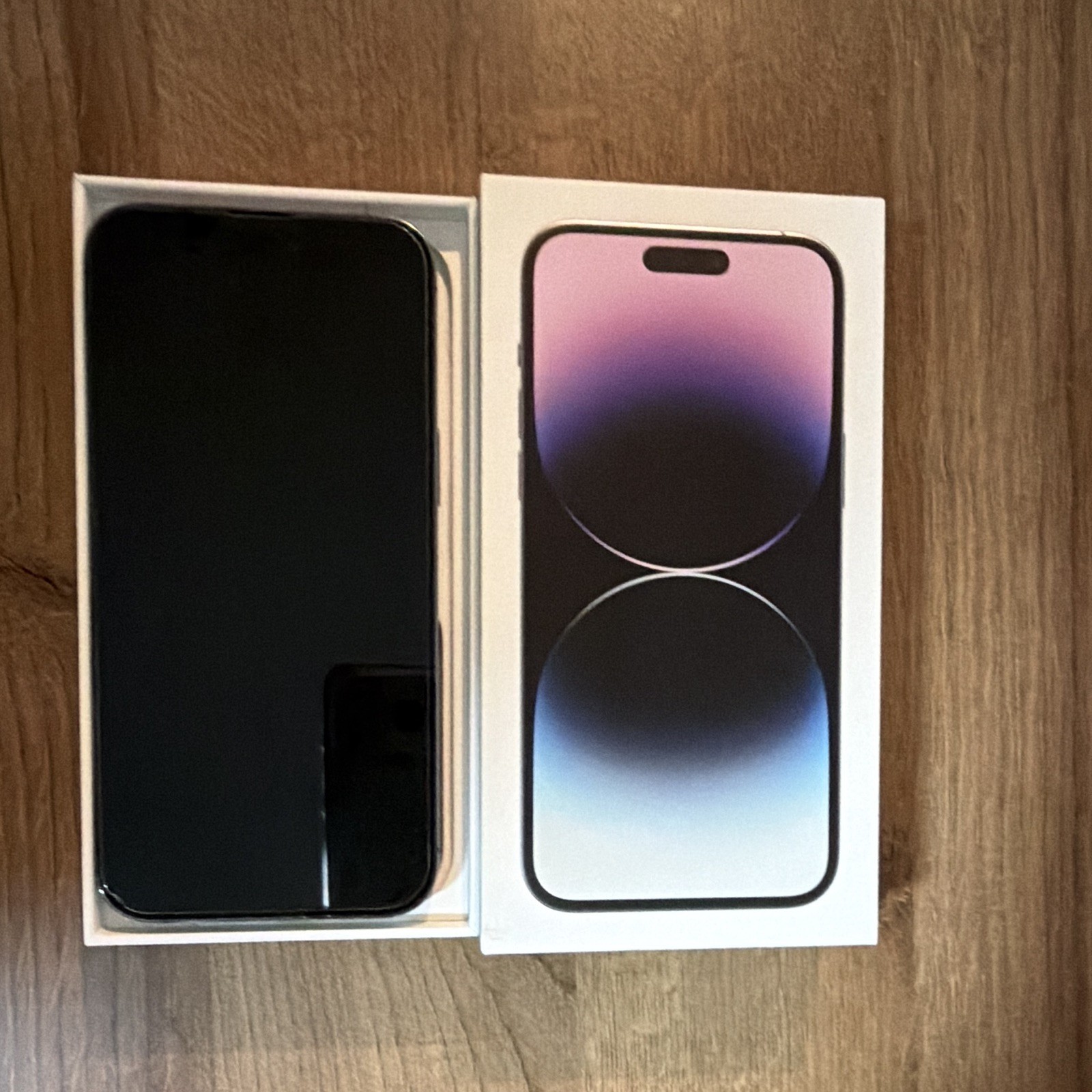Apple iPhone 14 Pro Max 256GB Purple Unlocked 48MP Camera w/ Box Used