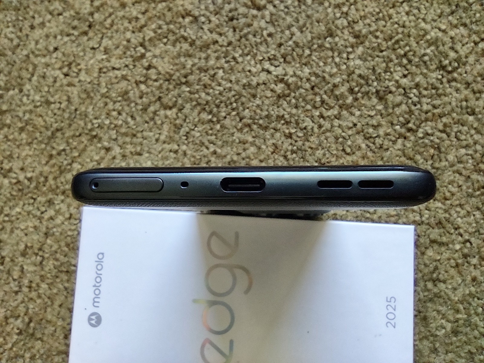 “FREE SHIPPING + NETWORK UNLOCKED” – 2025 Motorola Edge 8+256GB Android 5G Phone