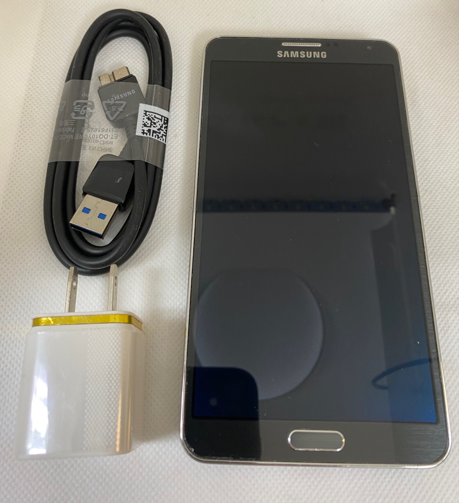 Samsung Galaxy Note 3 SM-N900V 32GB Black (Verizon) & Unlocked – Good –