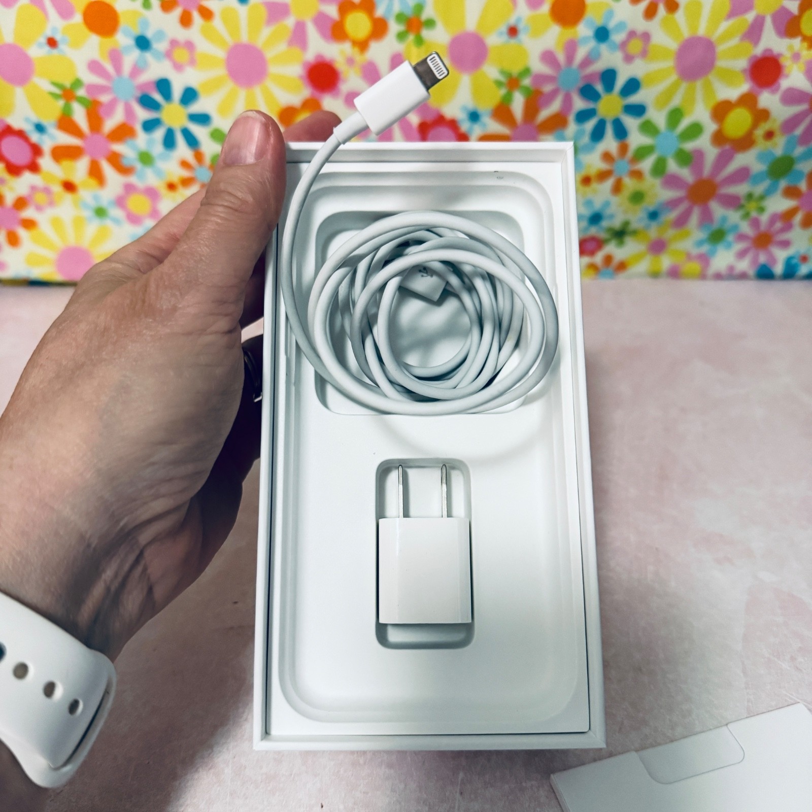 Apple iPhone XR – 128 GB – White (Unlocked)