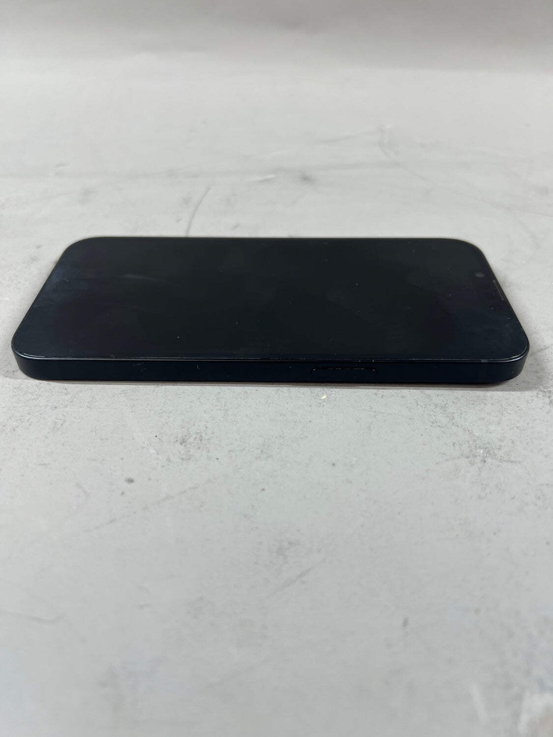 Unlocked Apple iPhone 16e 128GB 26.4 Black MD0D4LL/A