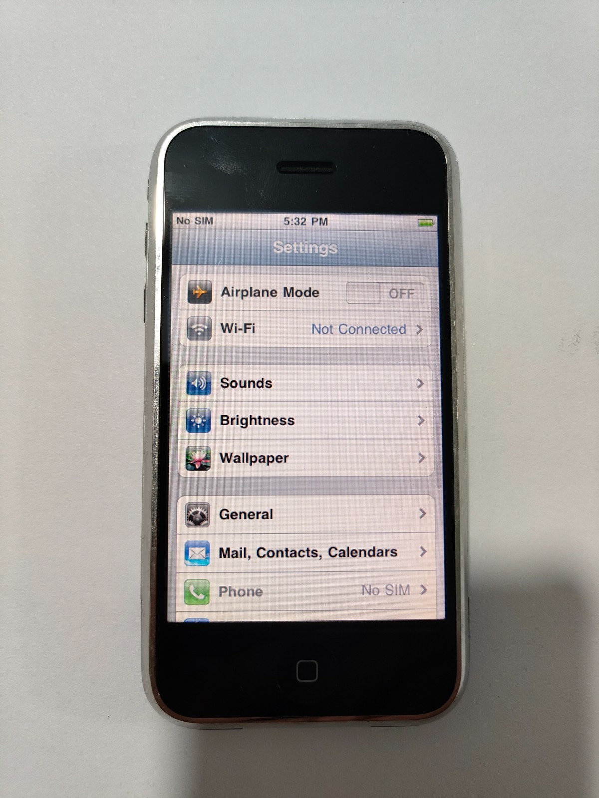 Apple iPhone 2G 1st Generation 8GB Black unlocked 2G GSM Mobile Phone