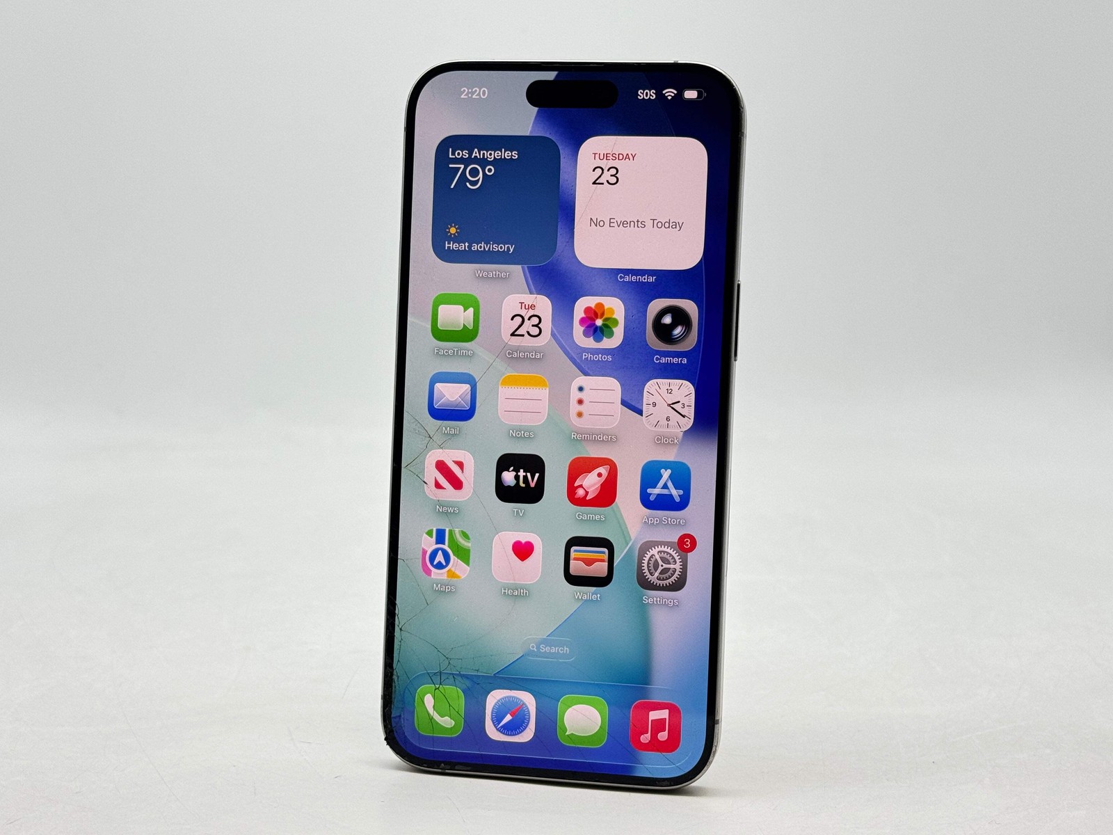 Unlocked Apple iPhone 15 Pro Max A2849 256GB Natural Titanium 91% BH – Cracked R