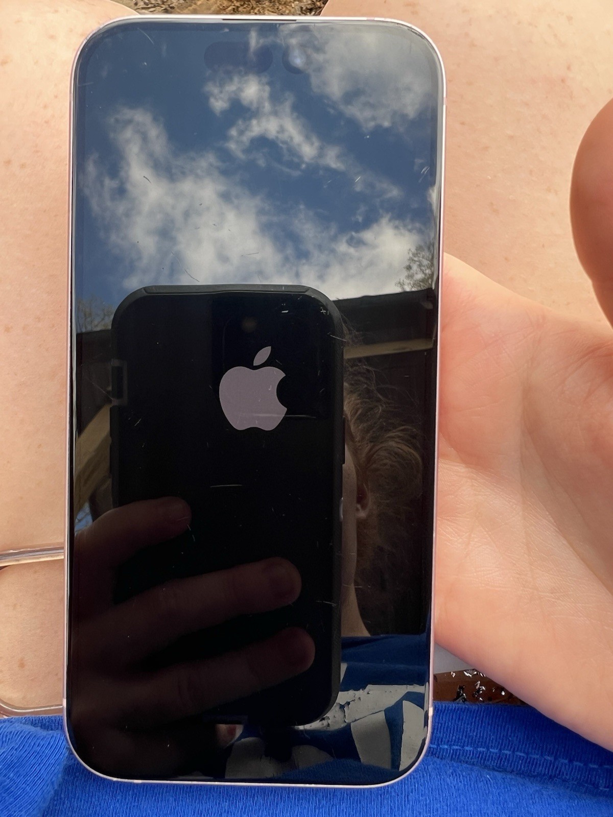 Apple Pink Bar Smartphone Dual Rear Cameras