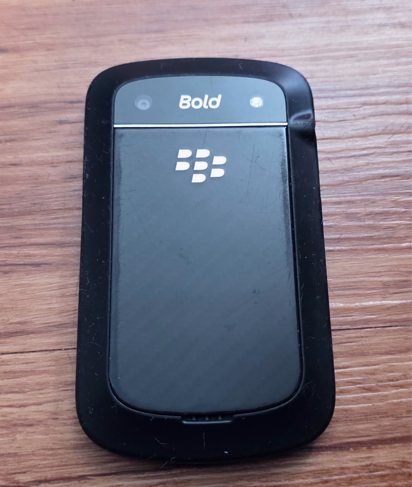BlackBerry Bold Touch 9900| 8GB | QWERTY | WiFi| GPS | NFC | MicroSD – Good Cond