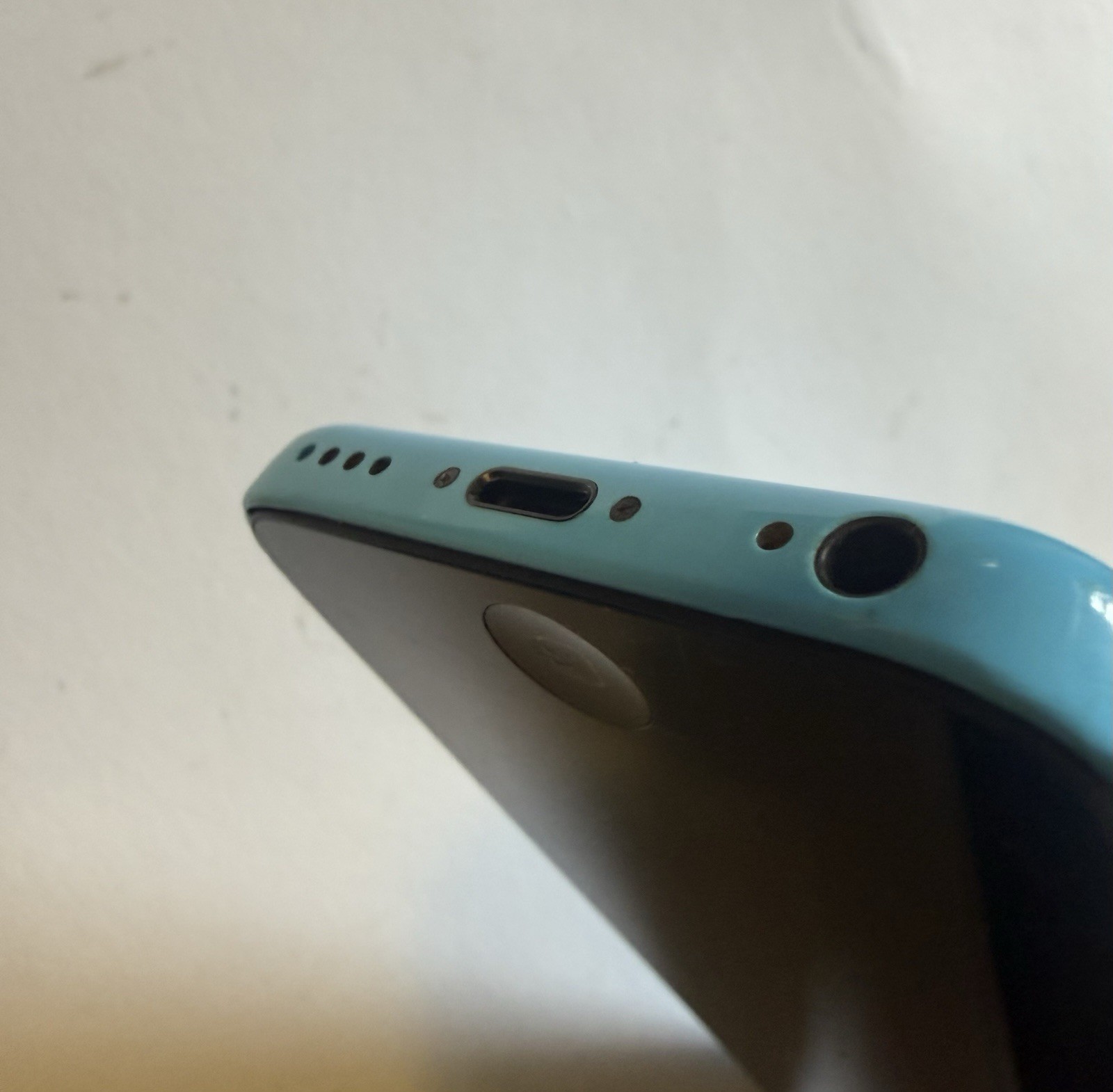 Apple iPhone 5C Blue 32GB ATT iOS 10 For Parts Bad Charge Port Ez Fix SmartPhone