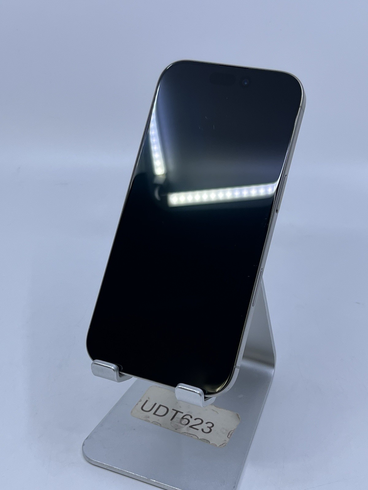 Apple iPhone 16 Pro – 256 GB – Natural Titanium (Unlocked) – Good Condition