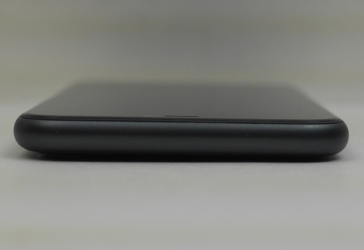 Apple iPhone 11 64GB A2111 MM693LL/A – Black (TracFone/StraightTalk) (H90001178)