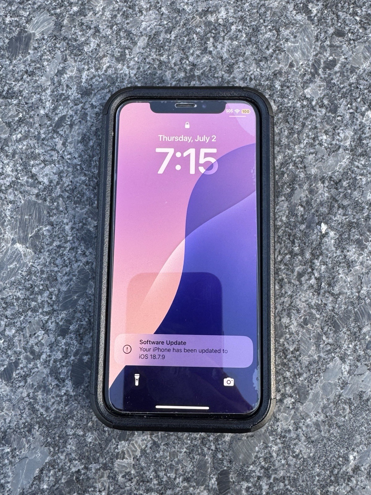 Gold iPhone Xs, Unlocked, Used, 64gb, 76% Battery