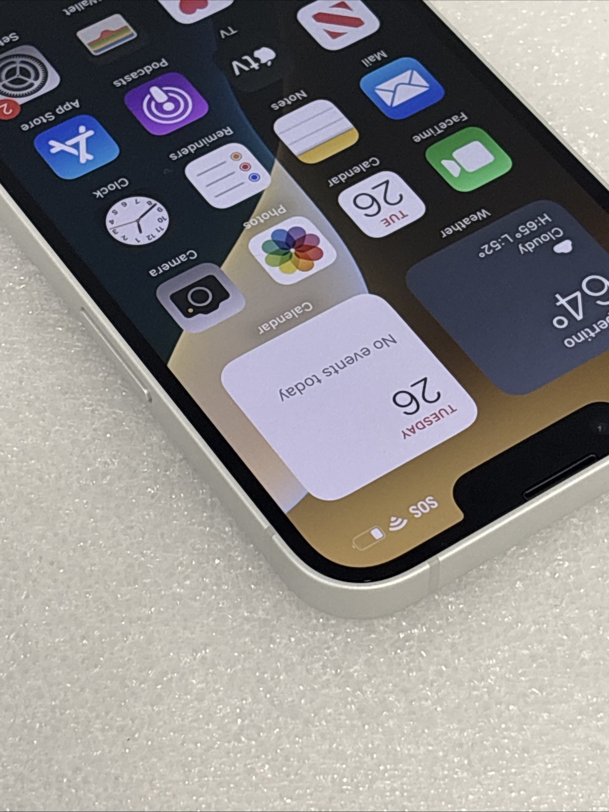 Apple iPhone 16e – 128 GB – White (AT&T)
