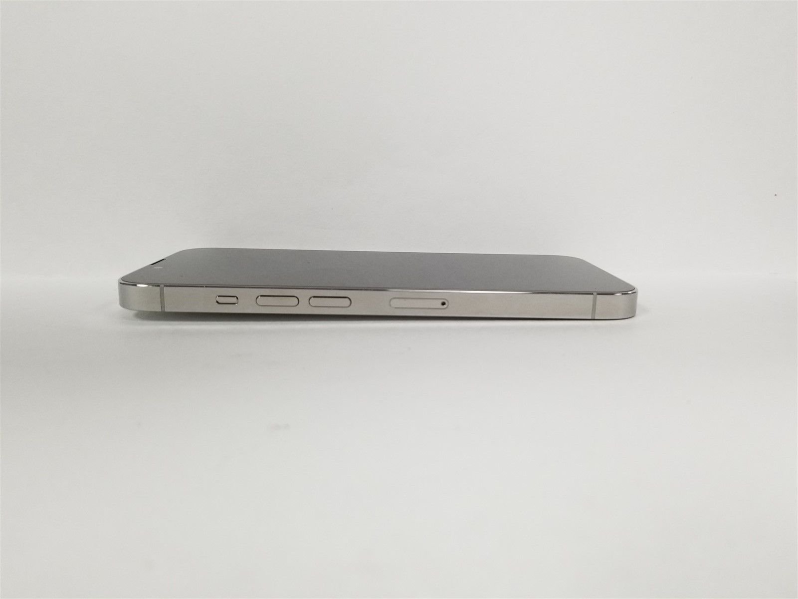 Apple iPhone 13 Pro 1TB Silver A2483 (Unlocked) EXCELLENT