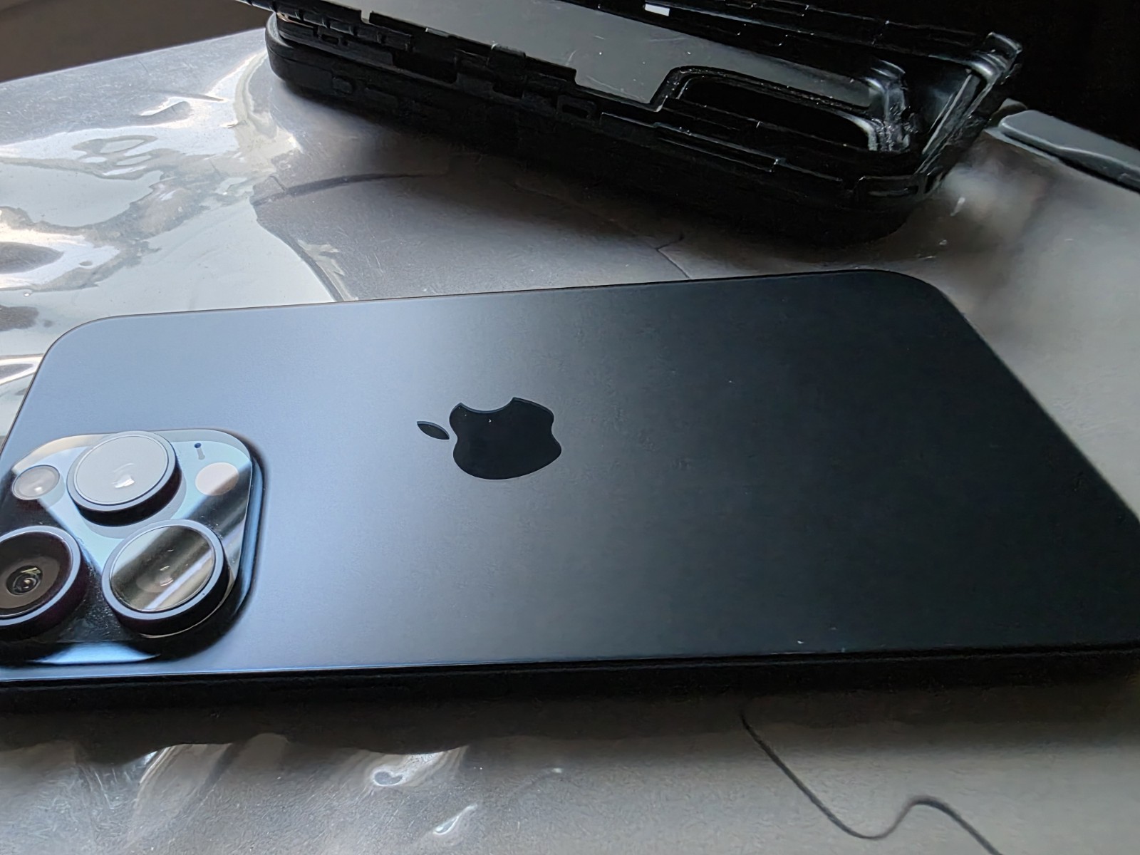 Used 1TB iPhone 15 Pro Max UNLOCKED