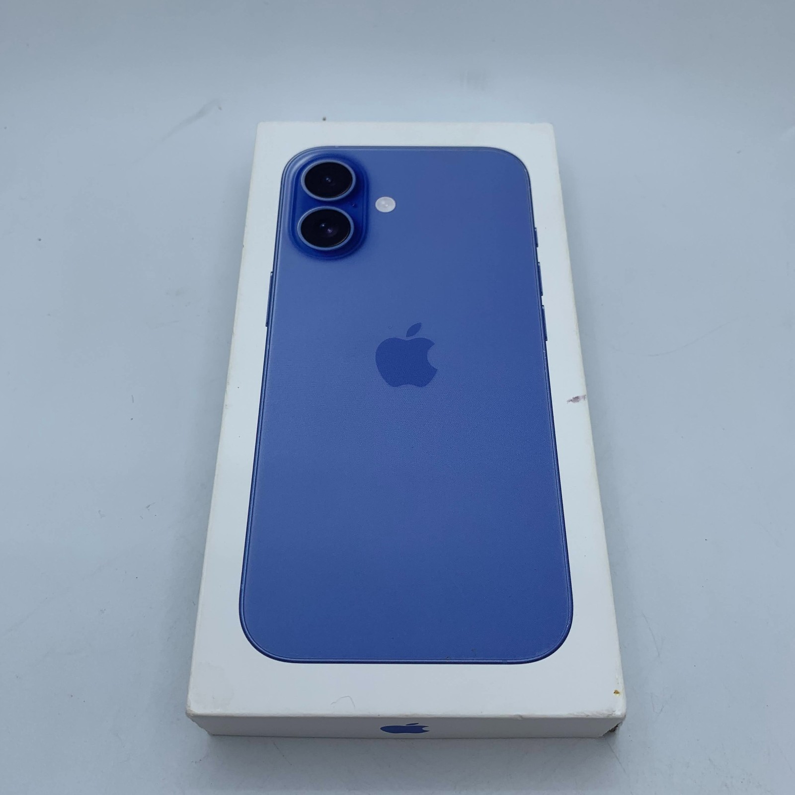 Apple iPhone 16 128GB Ultramarine Unlocked – Open Box