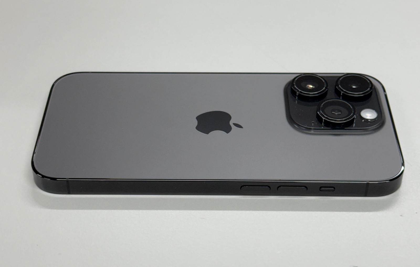 Apple iPhone 14 Pro – 256 GB – Space Gray (Unlocked) T-Mobile, AT&T, Verizon