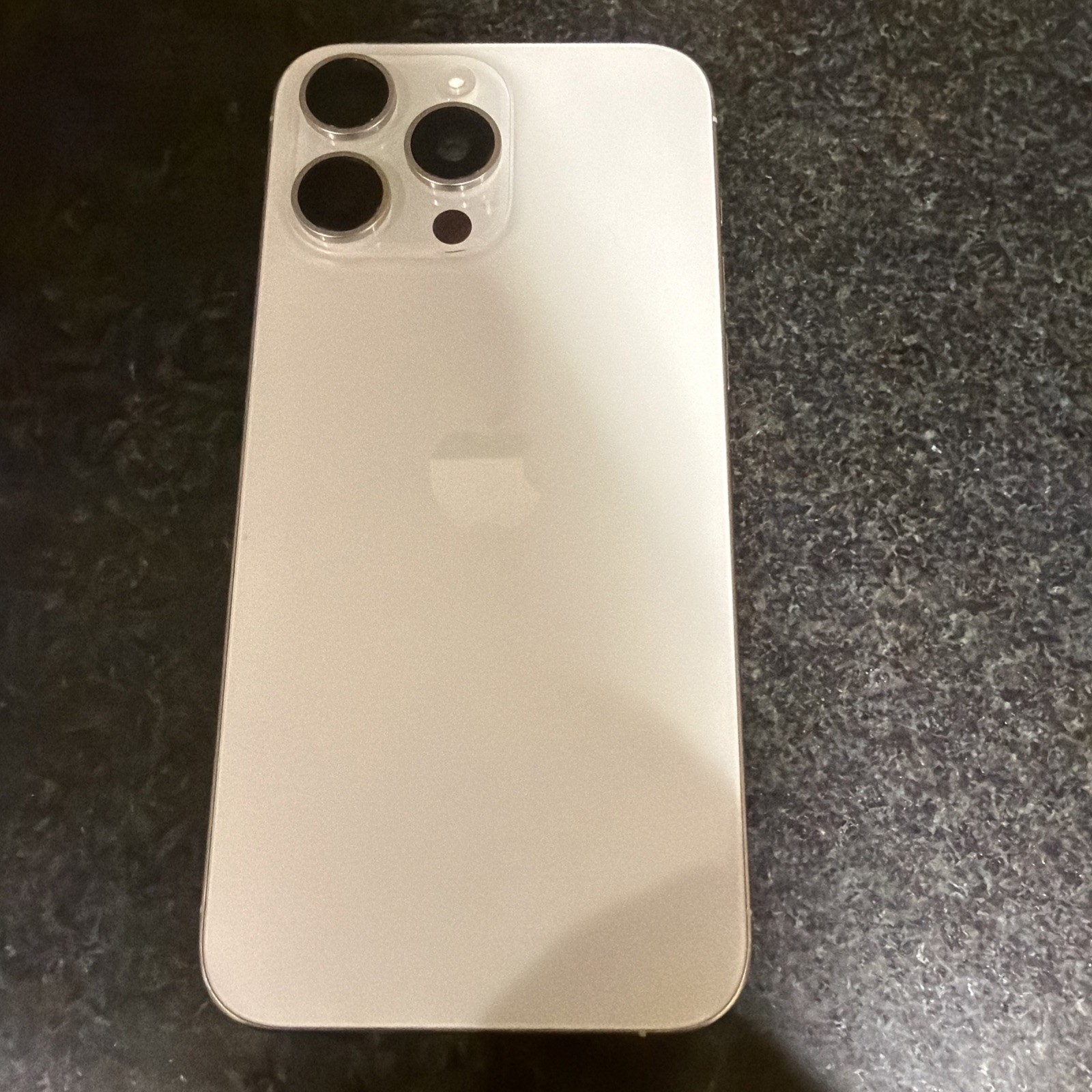 Apple iPhone 15 Pro Max 256gb Unlocked Silver and White USED !