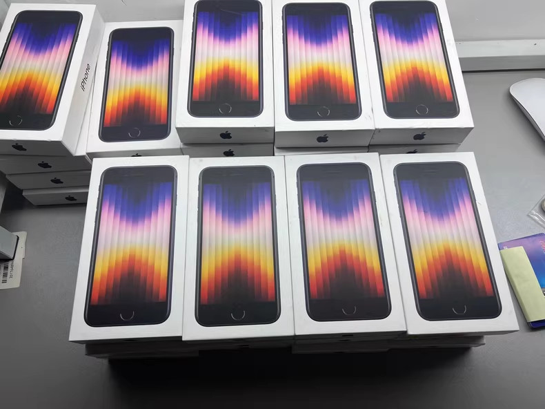 New Sealed Apple iPhone SE 3rd Gen 256GB 128GB 64GB Factory Unlocked CDMA GSM