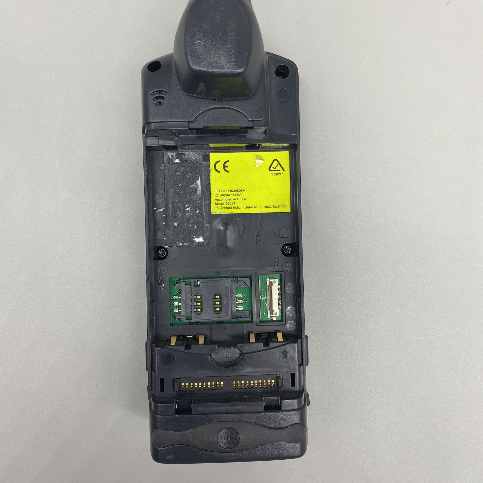 Iridium Satellite Phone Model 9505A No Battery Gray-Fair