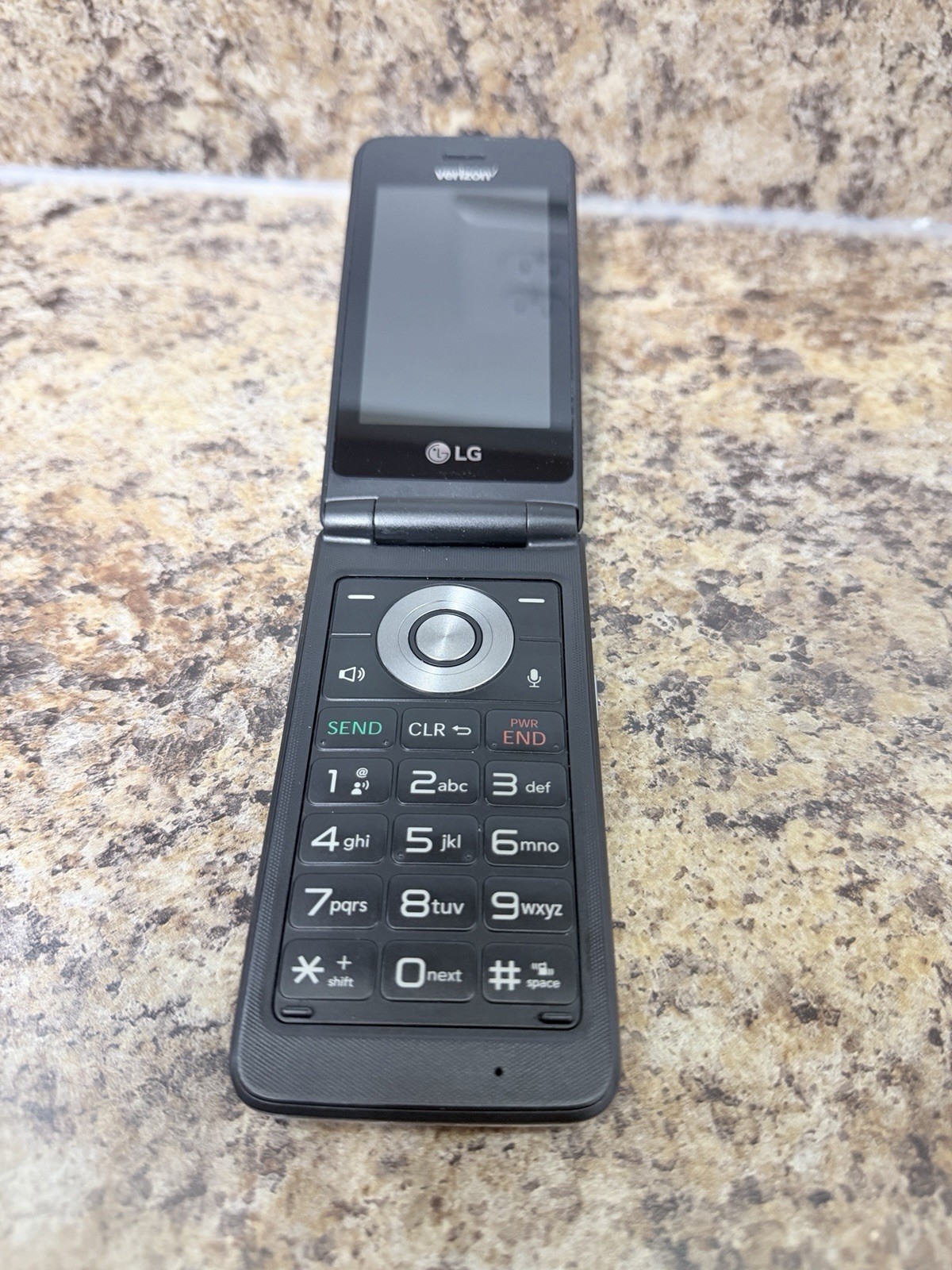 LG Exalt – VN220 – Silver (Verizon) 4G LTE Flip Phone – In Box USED