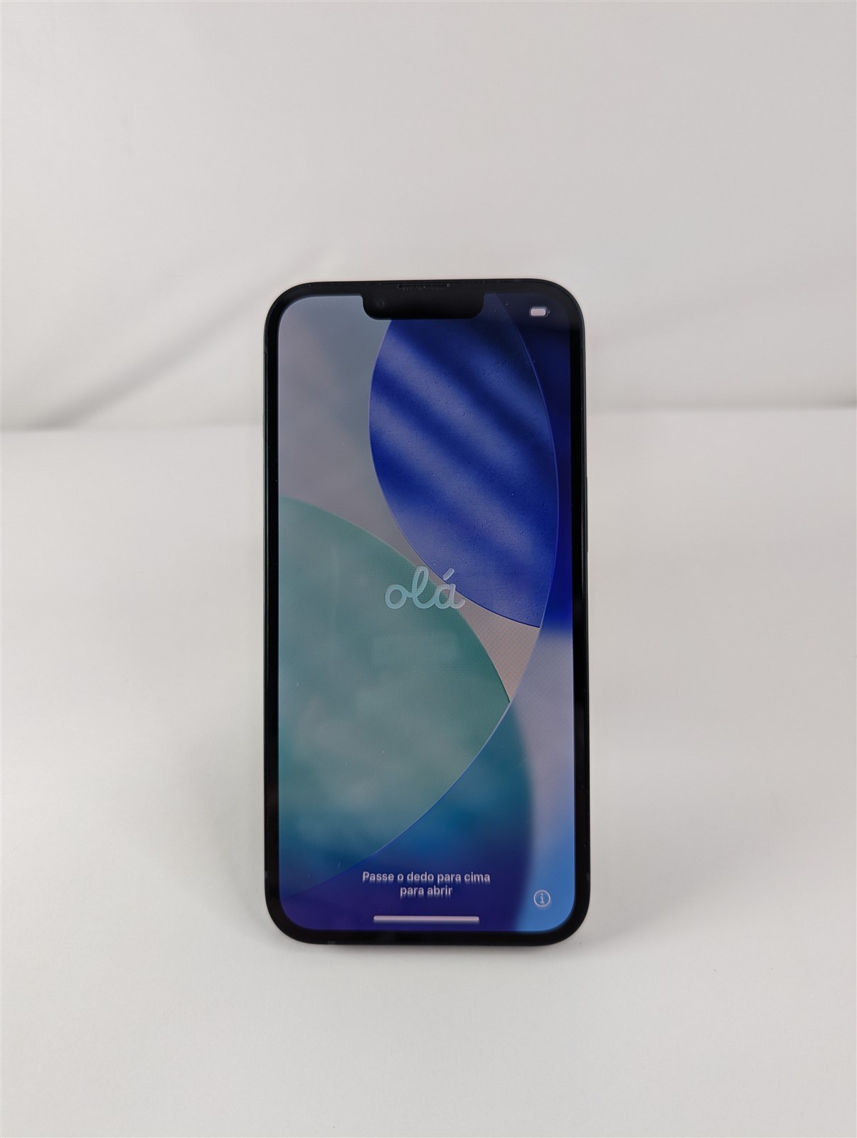Apple iPhone 14 A2649 128GB Midnight Unlocked Smartphone iOS 26