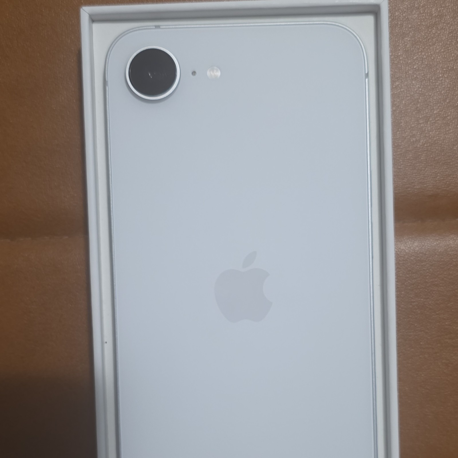 Apple iPhone 17e 64GB White 6.1″ iOS Dual SIM (SIM+eSIM) 12MP Open Box