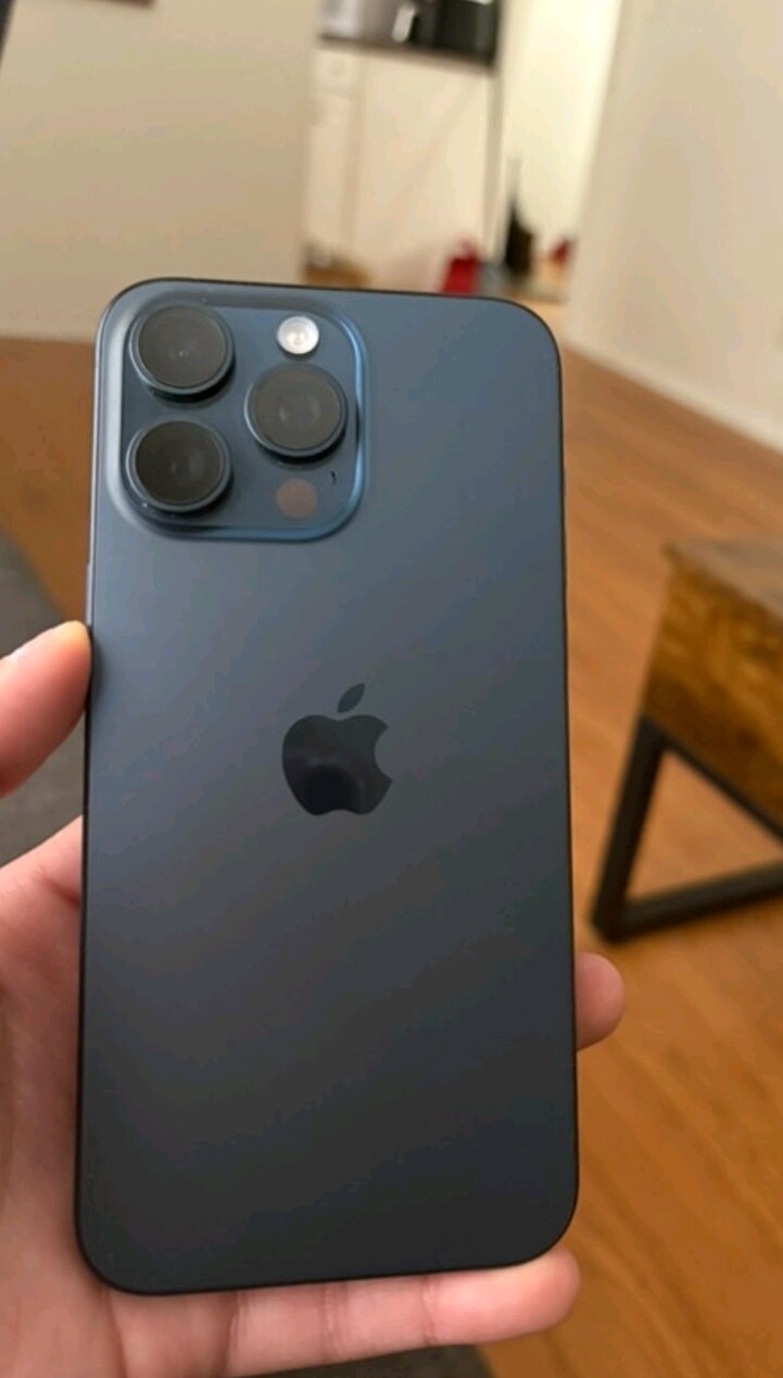 IPHONE 15 PROMAX IOS 18.1.1 Tiktok Installed
