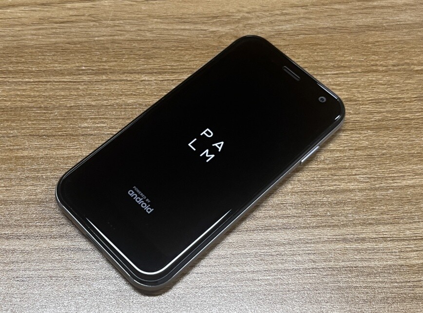 Unlocked Palm PVG100 Titanium 32GB 3GB RAM 3.3″ Compact SmartPhone FAST SHIPPING