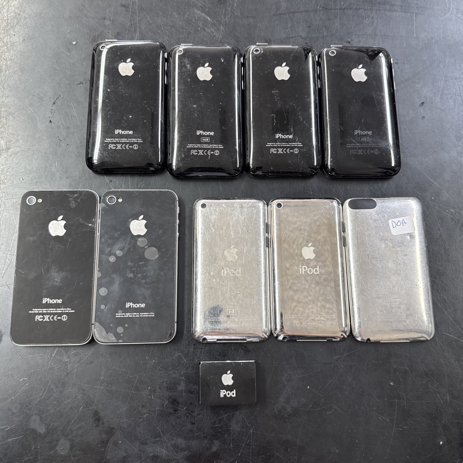 Lot Of 10 – Apple iPhone 3GS 16GB A1303 / iPhone 4 A1332 / Touch 4 – Untested H7