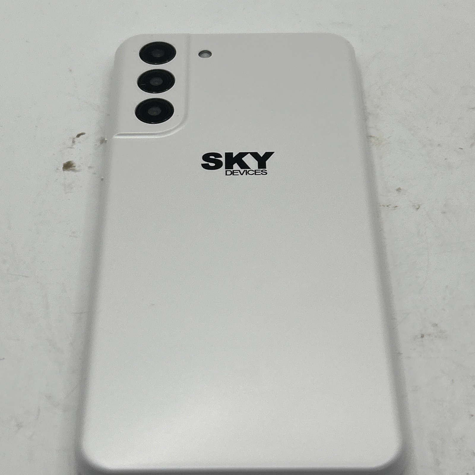 Sky Devices B63, White, 4G, 32GB Storage Phone – Unlocked