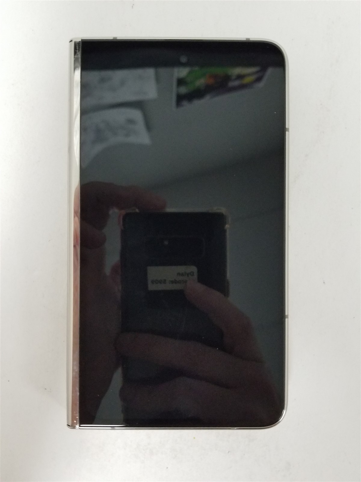 Google Pixel Fold 256GB Porcelian G9FPL (Unlocked) Damaged zD2759
