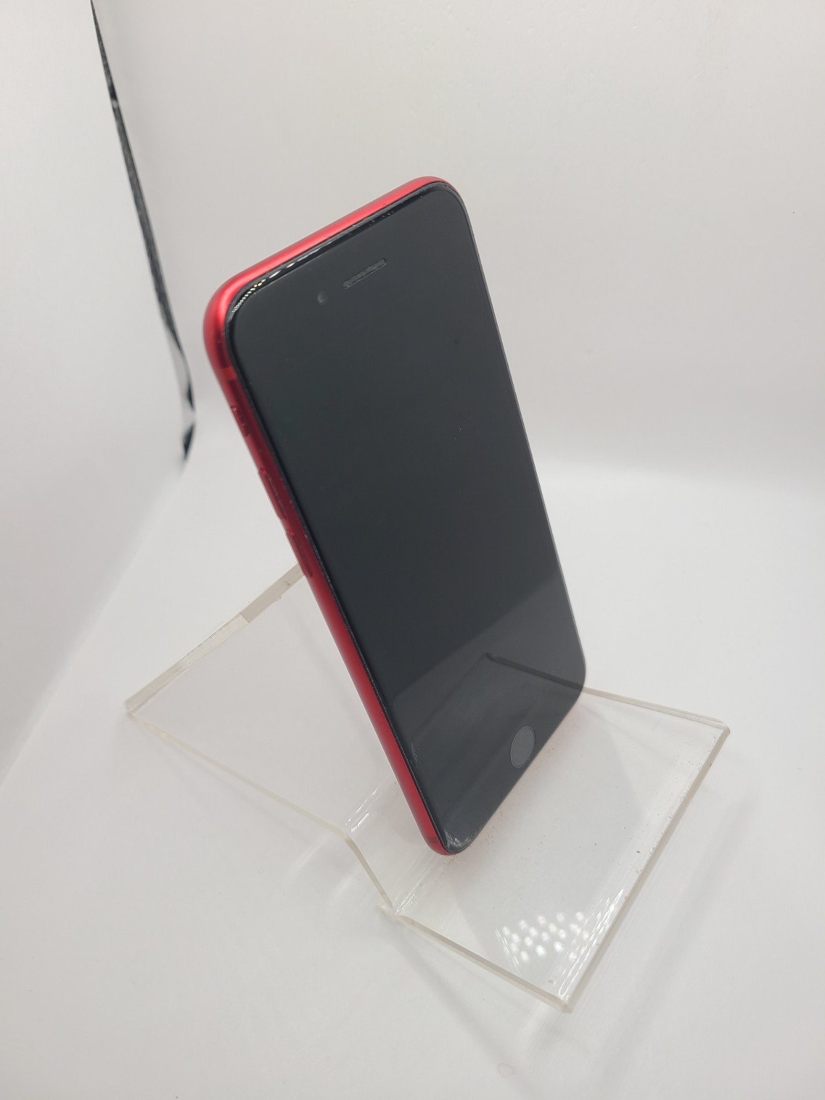 Apple iPhone SE 2020 [A2275] UNLOCKED Any Carrier Red 64GB iOS 26.5