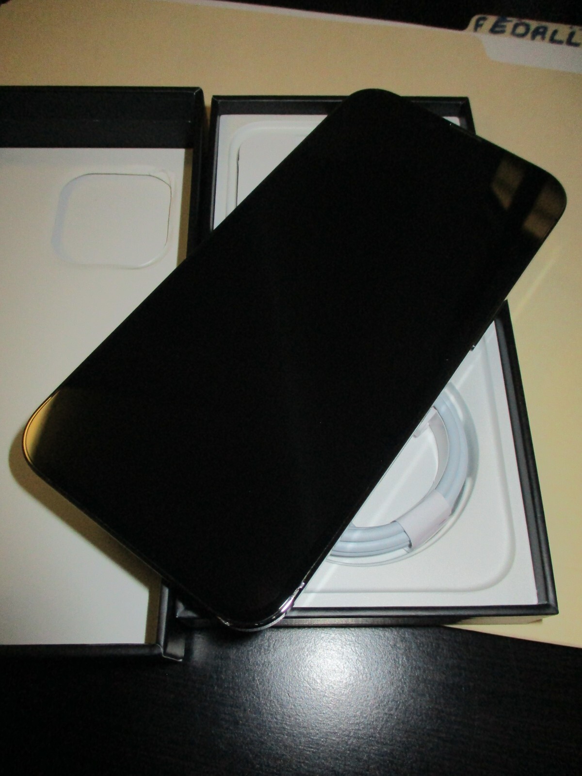 Apple iPhone 13 PRO A2483 Factory Unlocked 512GB