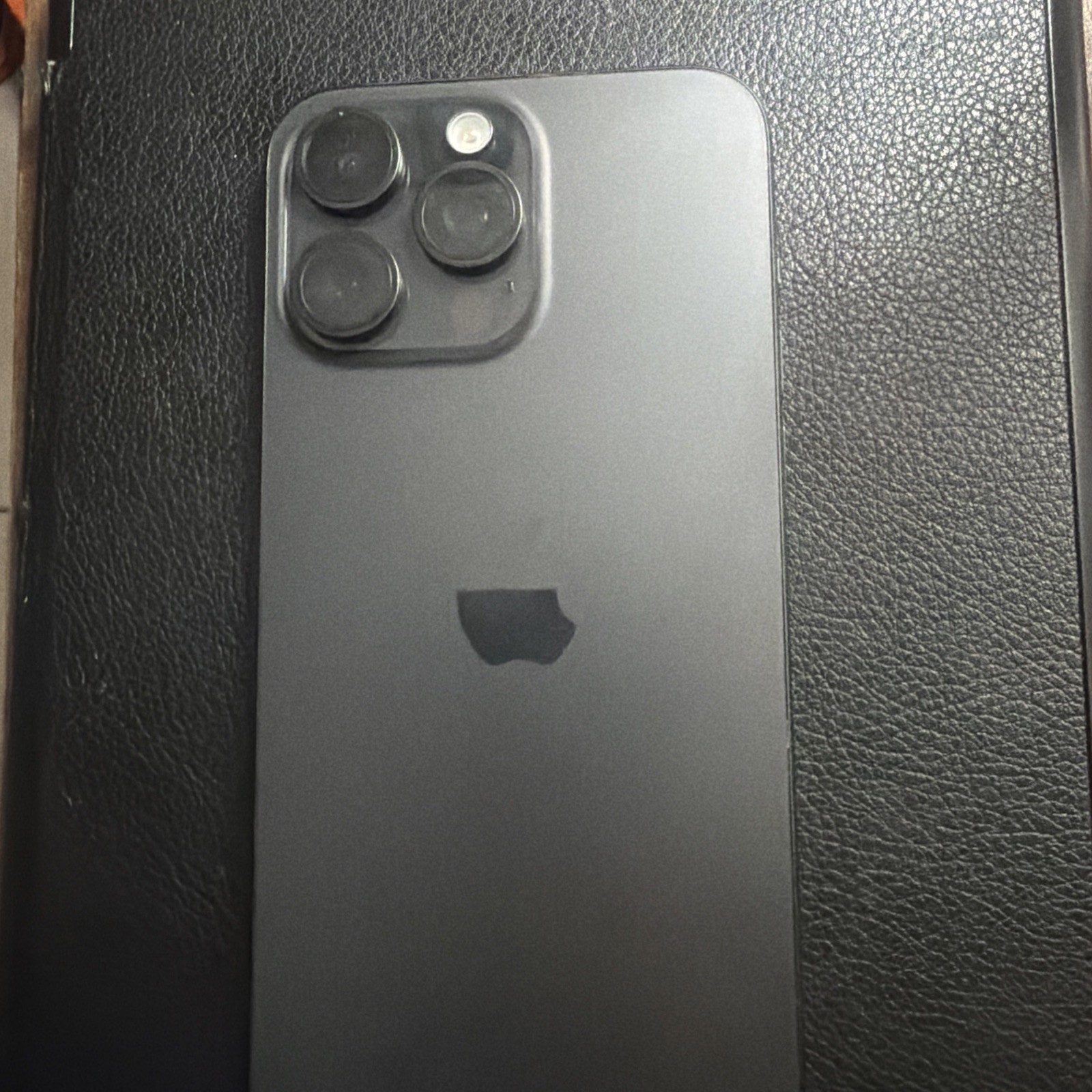 Apple iPhone 15 Pro Max Unlocked 256GB Black Titanium
