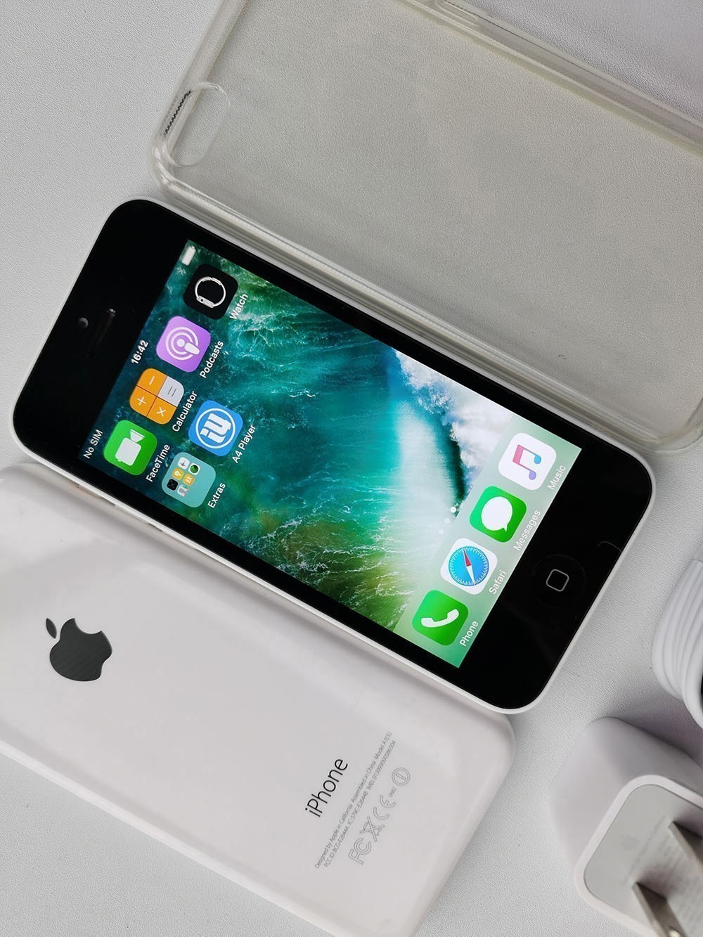 Unlocked Apple iPhone 5c -16GB White / Bule /Pink / Green 4 colors Optional
