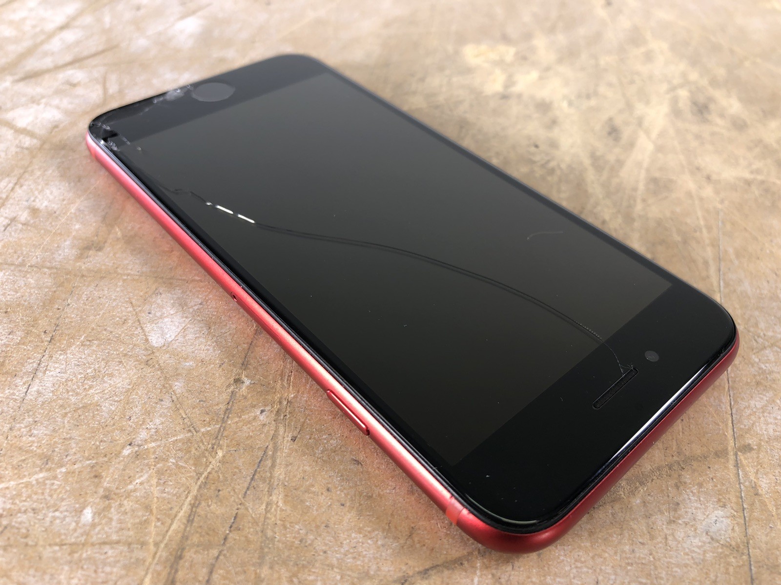 APPLE IPHONE SE 2ND GEN (A2275) RED – 64GB – UNLOCKED – (FOR PARTS)