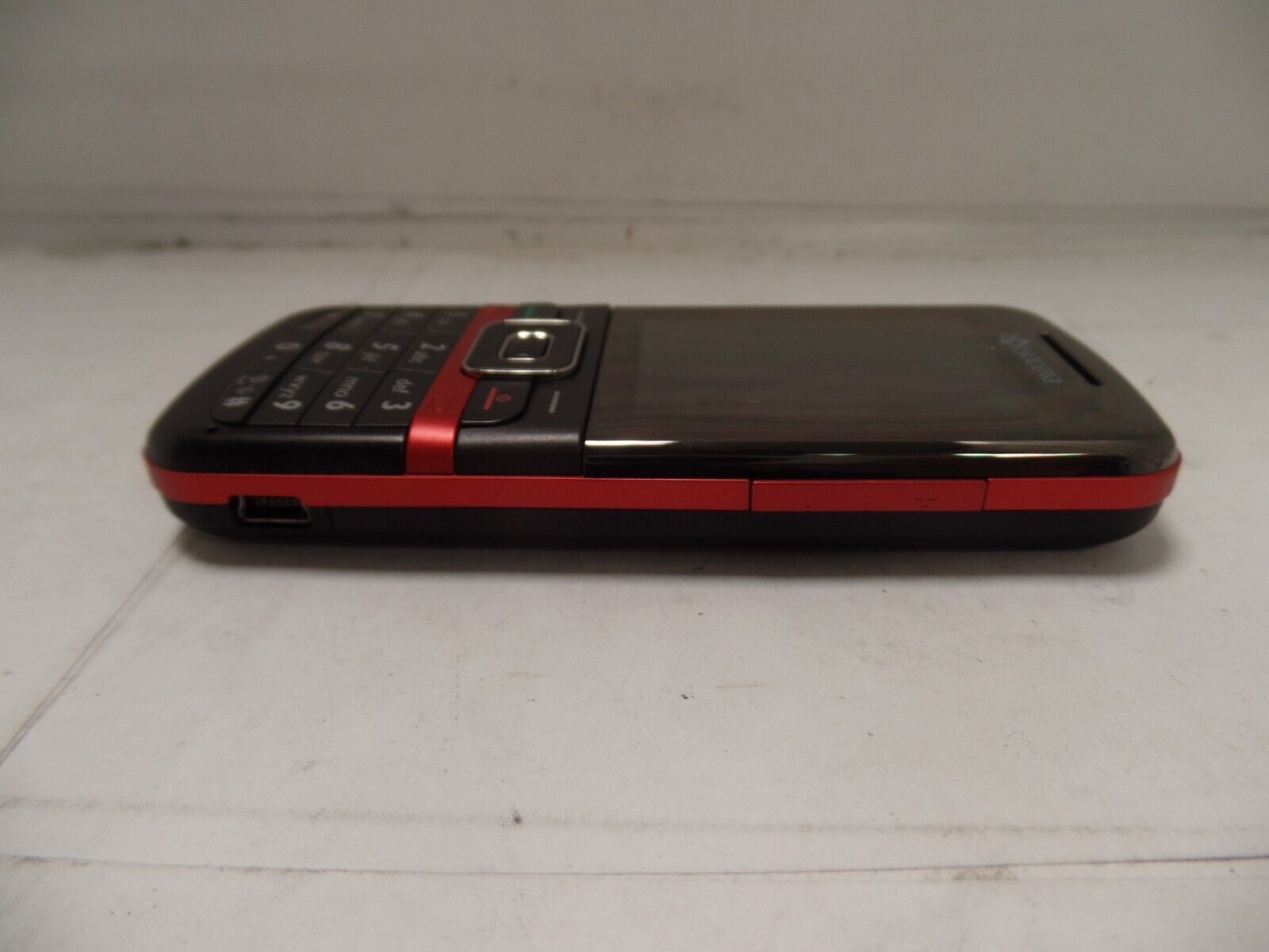 RARE VINGE Kyocera SOLO E4000 Windows Mobile 6.0 Smartphone GSM