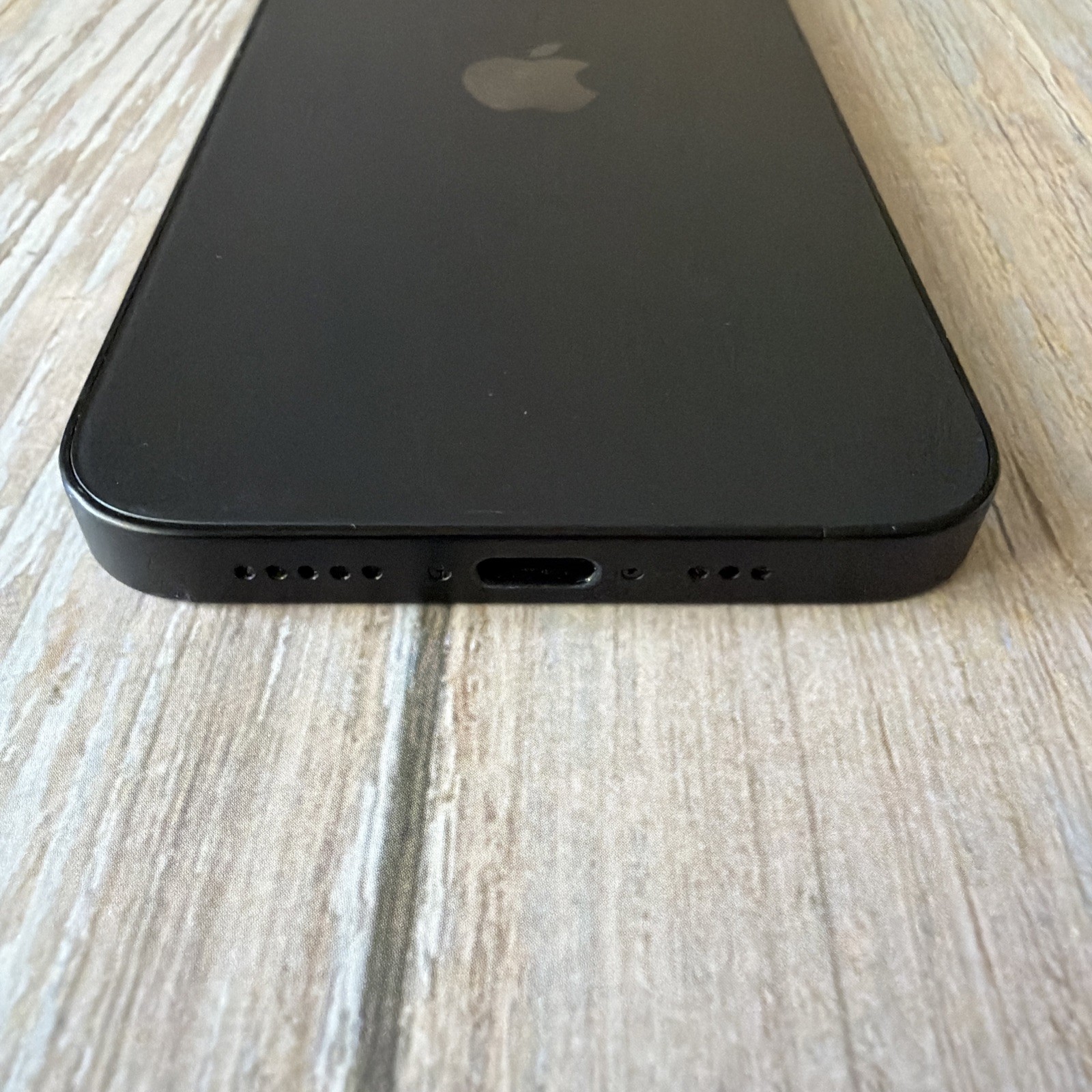 iPhone 16e 128gb ATT, Cricket Only
