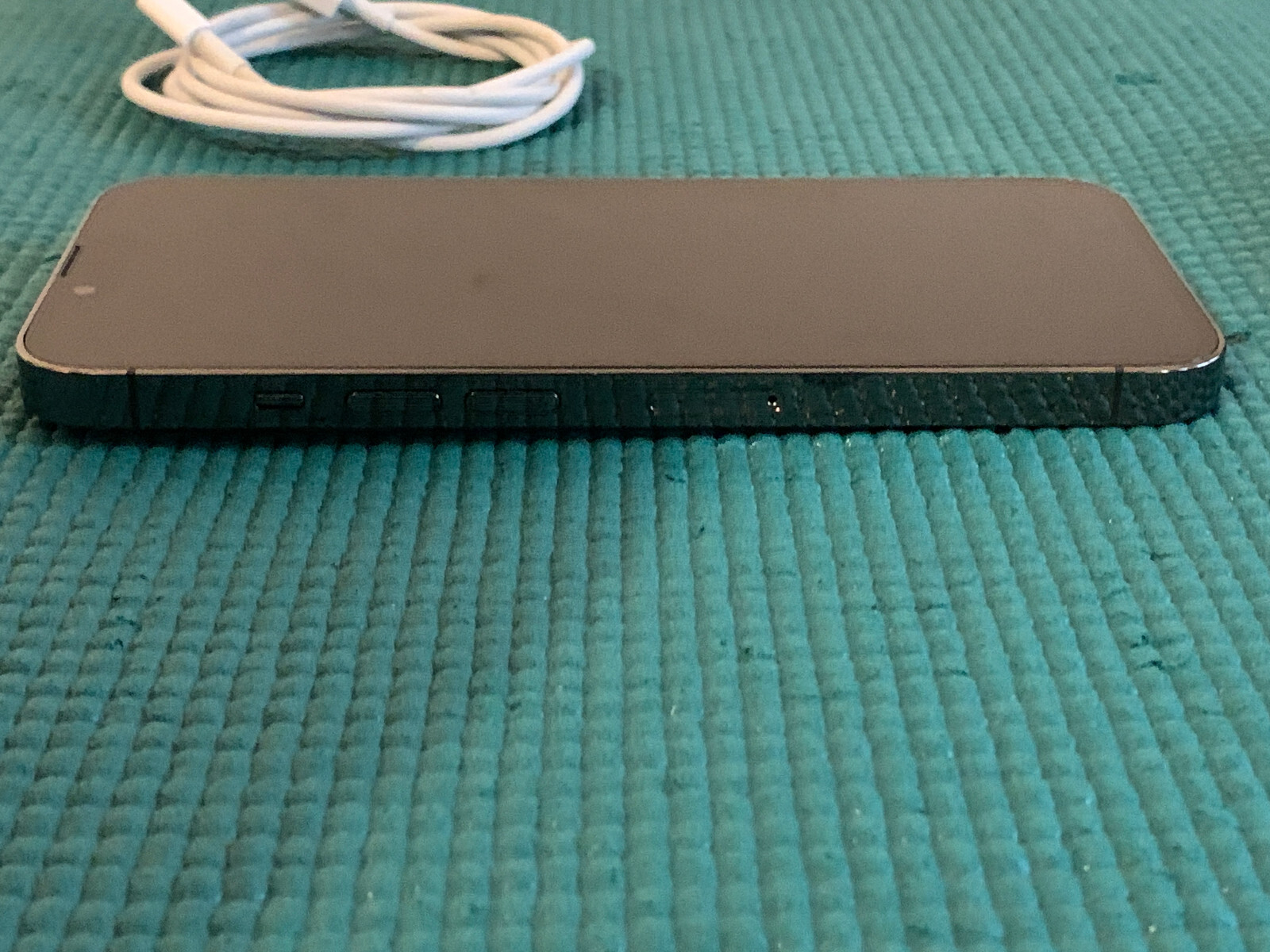 Apple iPhone 13 Pro- 128GB – Graphite (Unlocked) A2483 (CDMA + GSM)