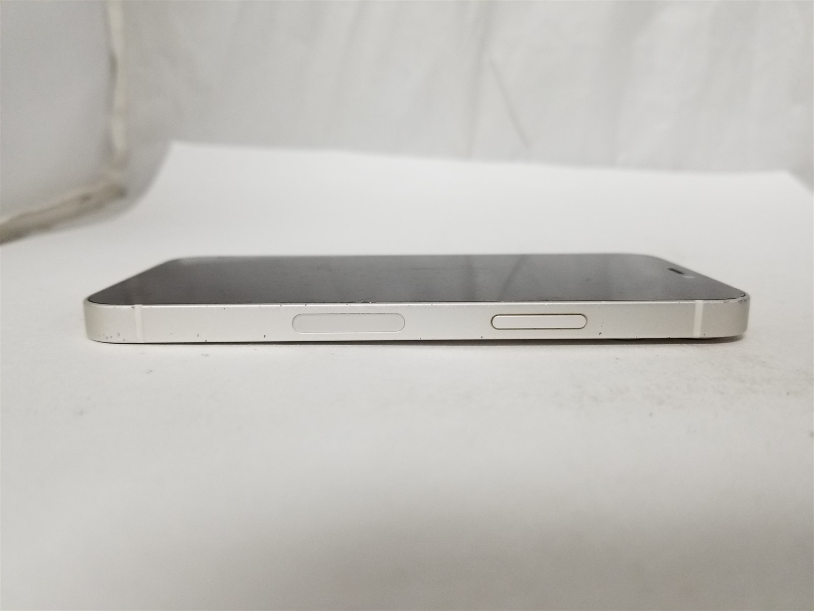 Google iPhone 12 Mini 64GB White A2176 (Unlocked) Damaged zD2872