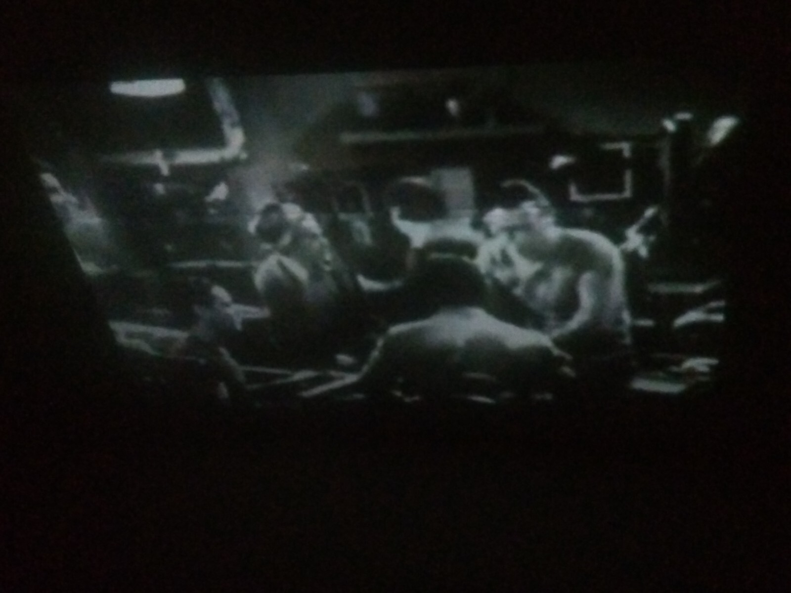 PRIVACY! MOTOROLA Z4 WHT+PROJECTOR+JBL + ATT SERVC +SBOOST Snapdrg625 HOMESETUP