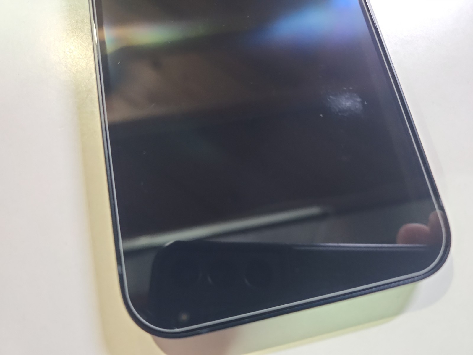 Apple iPhone 13 5G A2482 128GB CRICKET Clean IMEI BH= 100% charged 2 times