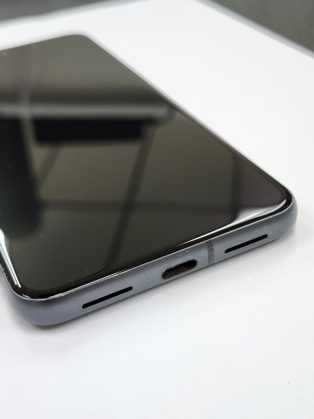 DEFECTIVE – Google Pixel 8 – 256GB – Black – Unlocked – G9BQD – 12824